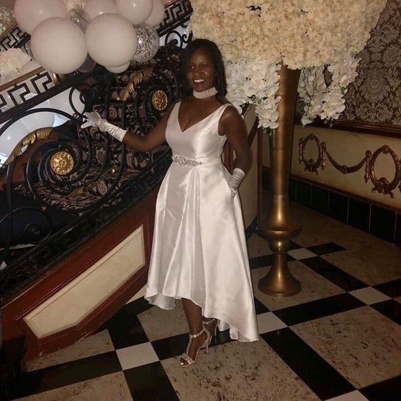 White High-Low Formal Dress - Picture 6 of 6